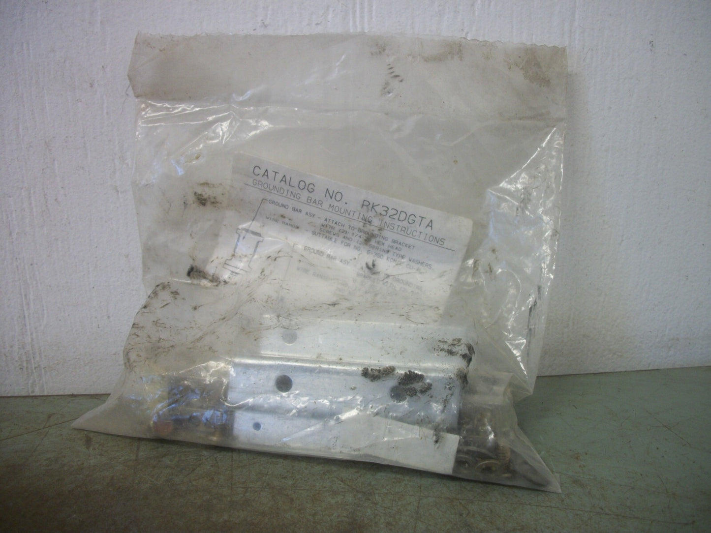 SQUARE D PANELBOARD GROUND BAR KIT PK32DGTA NEW