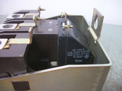 JOSLYN CLARK DEFINITE PURPOSE CONTACTOR A77-288520A-3 90AMP 240VCOIL 3PH 600V