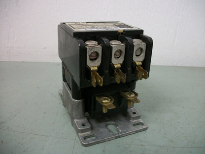 GE DEFINITE PURPOSE CONTACTOR CR353AD3BH1 40AMP 600VOLT 3POLE