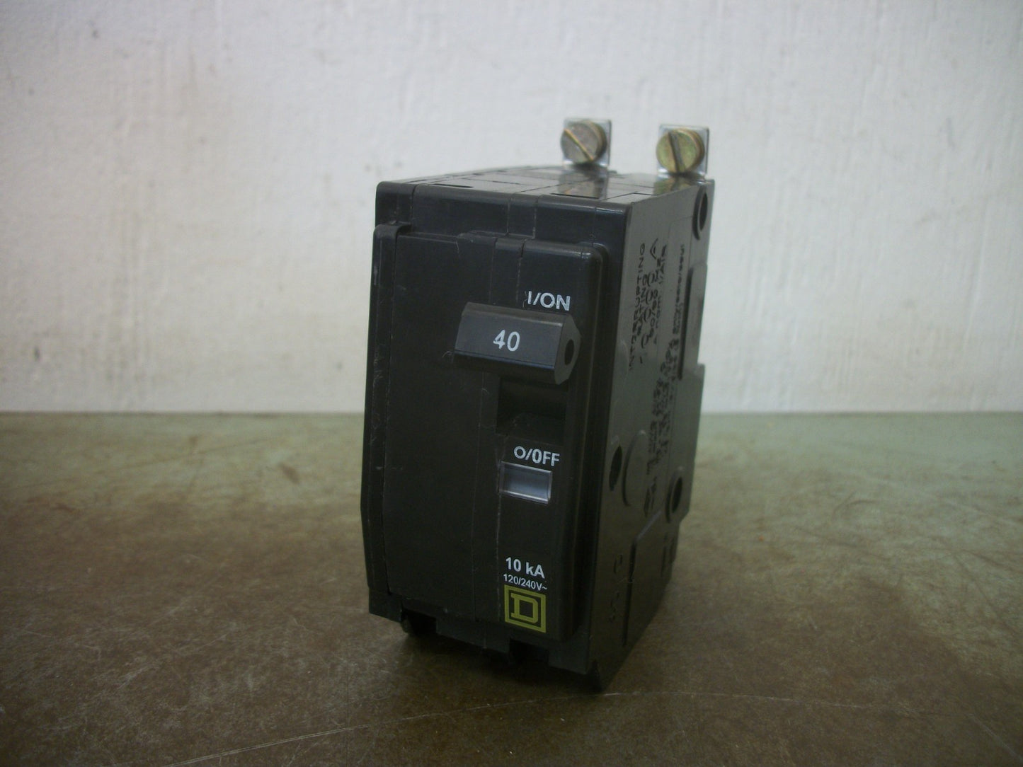 SQUARE D QOB CIRCUIT BREAKER QOB240 40AMP 240VOLT 2POLE