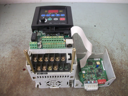 ALLEN-BRADLEY POWERFLEX 40 1HP AC DRIVE 22B-D2P3N104 460VOLT 3PH 2.3AMP
