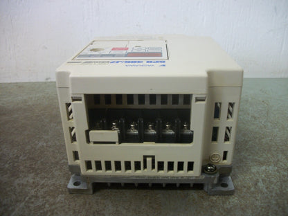 YASKAWA GPD 305/J7 0.2KW INVERTER DRIVE CIMR-J7AM40P2 460VOLT 3PH 1.2AMP