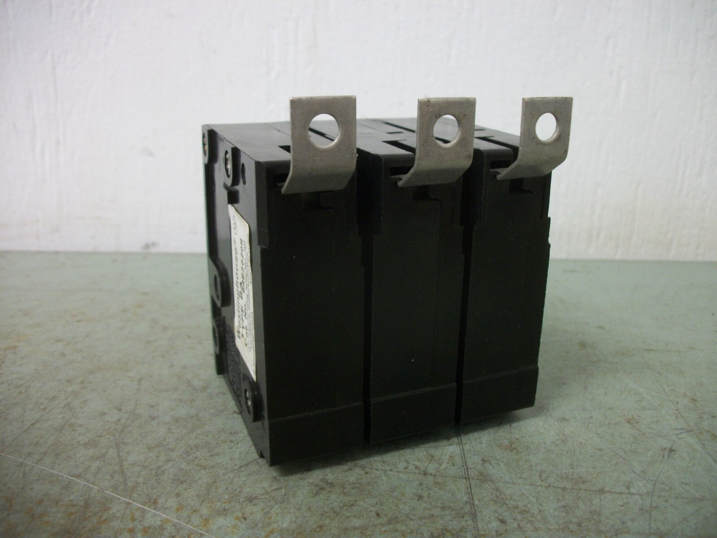 WESTINGHOUSE BA CIRCUIT BREAKER BAB3020H 20AMP 240VOLT 3POLE