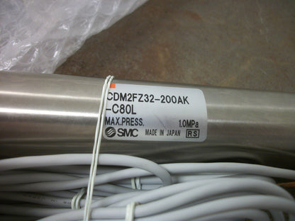 SMC PNEUMATIC CM2/CM3 ROUND BODY CYLINDER CDM2FZ32-200AK-C80L NEW