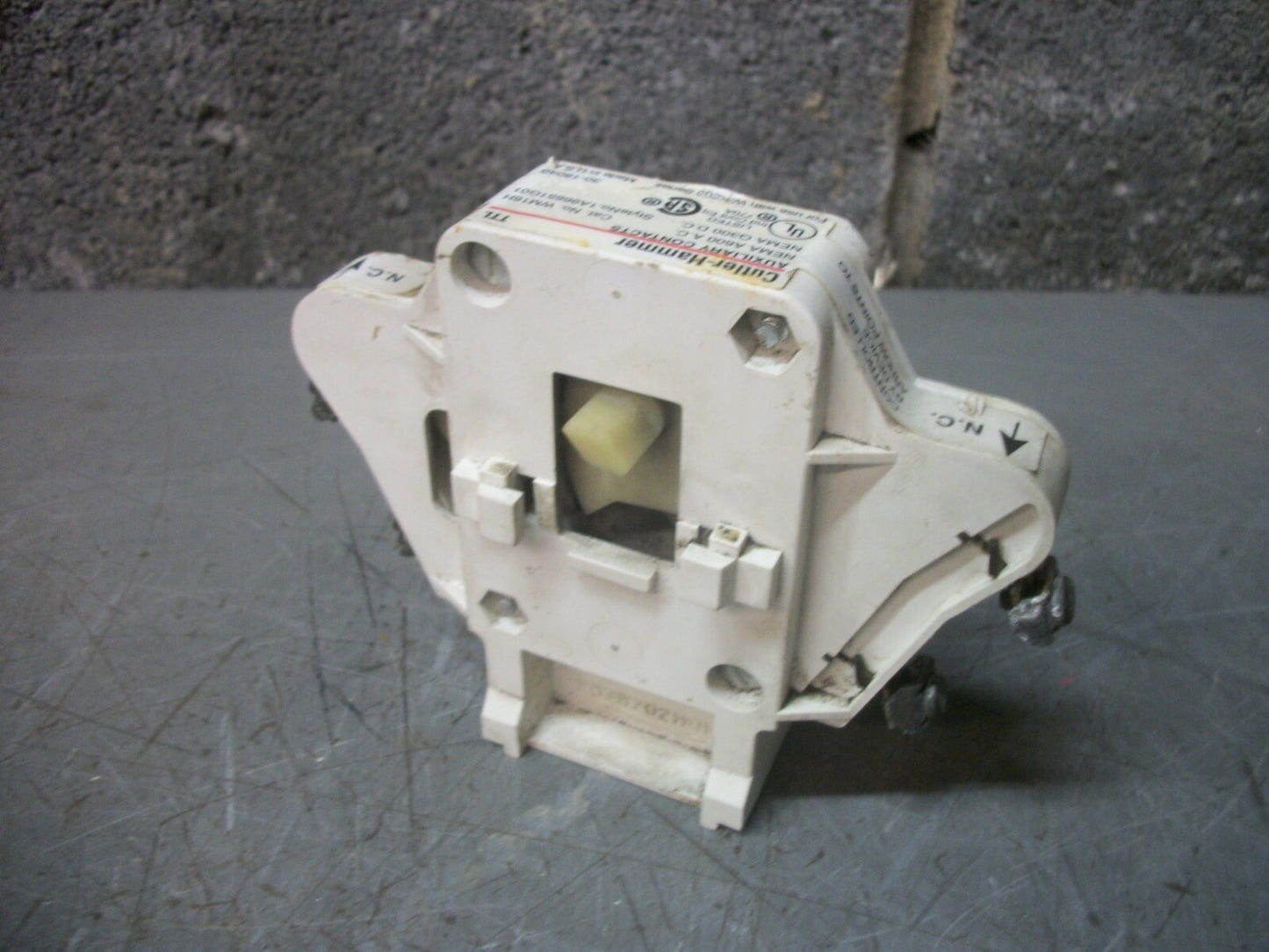 CUTLER-HAMMER HORIZONTAL MECHANICAL INTERLOCK KIT FOR SIZES 1-6 WM16H