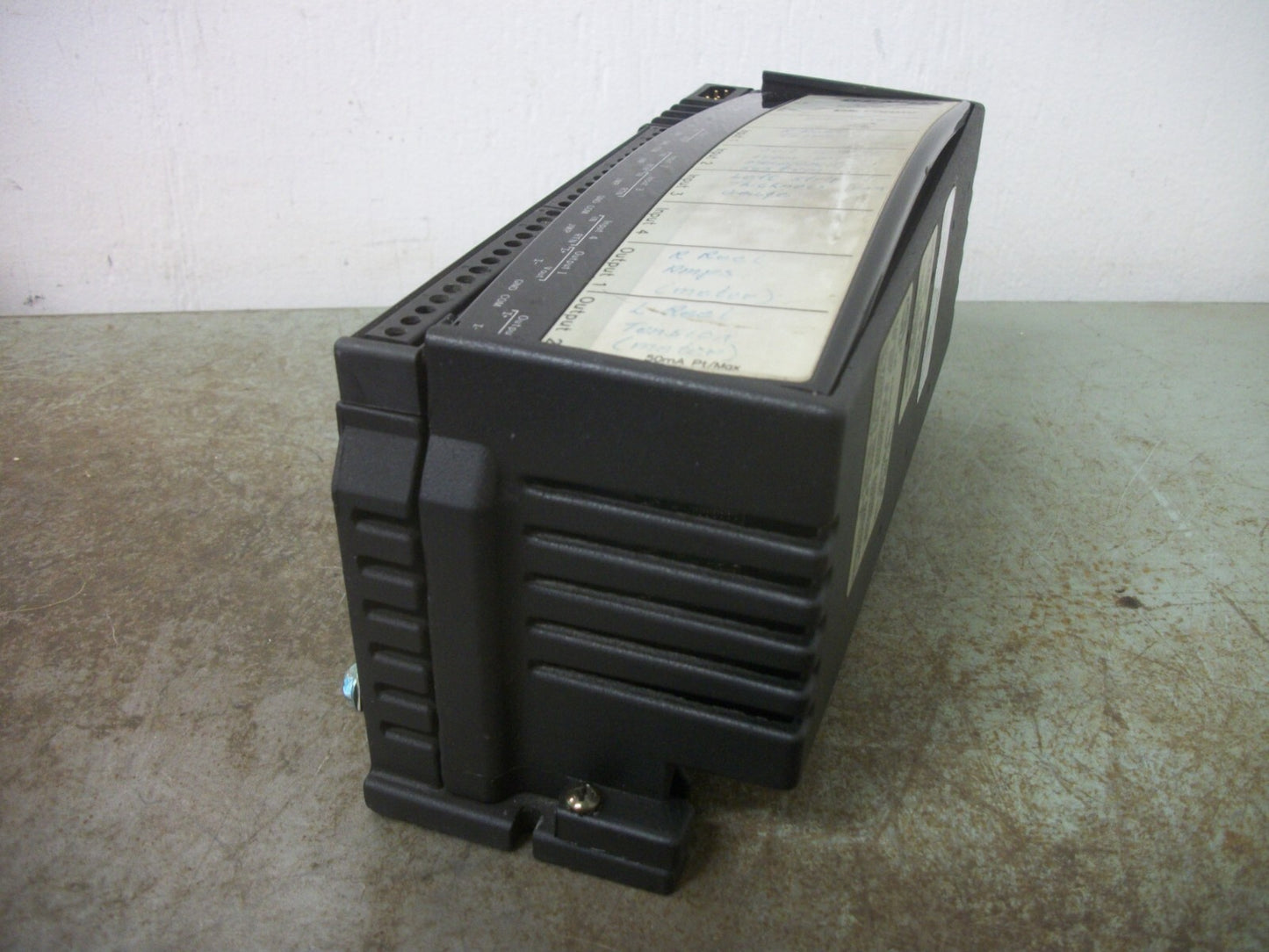 GE FANUC ANALOG DC 4I/2O PLC I/O MODULE IC660EBA020K