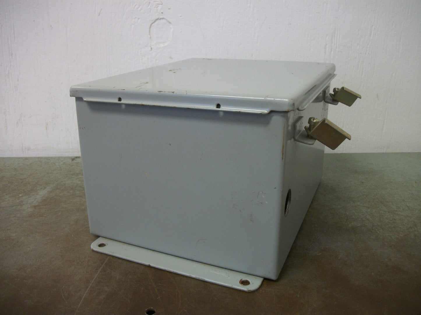 ACME ENCL 250VA 1PH TRANSFORMER TA-2-81003 HV 220X600 LV 90/120