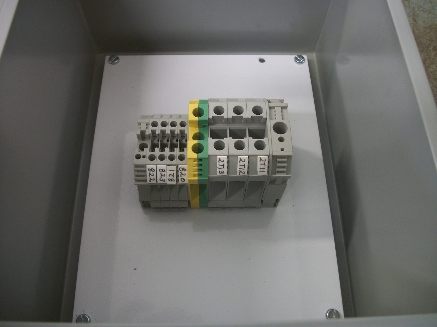 HOFFMAN 10 X 8 X 4 ENCLOSURE TYPE 12,13 A1008CH NEW OTHER