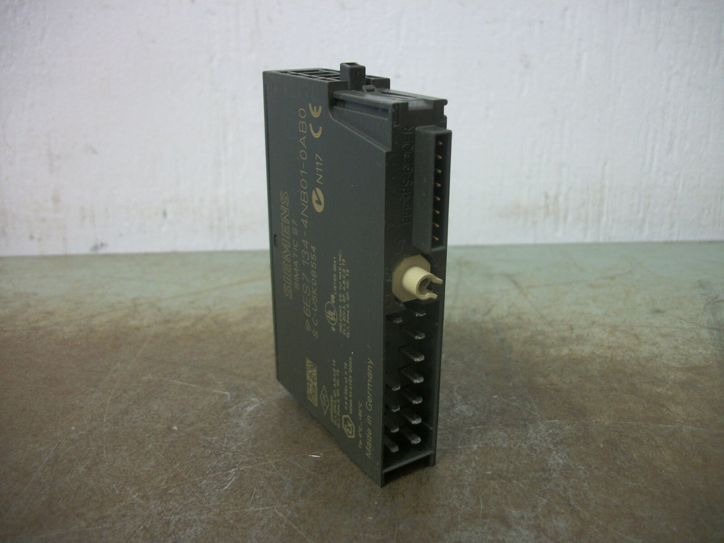 SIEMENS SIMATIC S7 2-CH THERMOCOUPLE ANALOG INPUT MODULE 6ES7 134-4NB01-0AB0