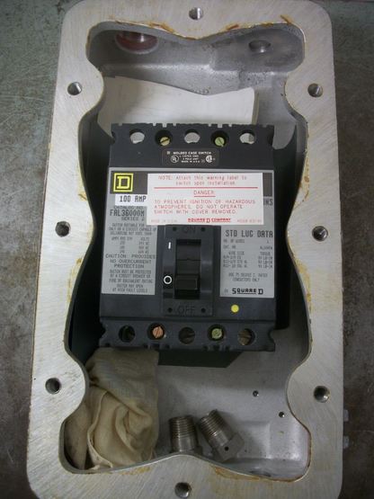 SQUARE D ENCL CIRCUIT BREAKER 3R H-100-XFA 100AMP 600VOLT 3POLE W/BREAKER NOB