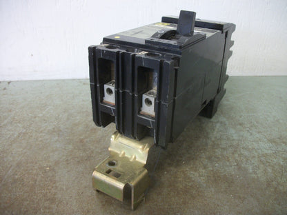 SQUARE D I-LINE FH CIRCUIT BREAKER FH26030AB 30AMP 600VOLT 2POLE CHIPPED