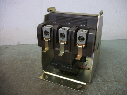 JOSLYN CLARK DEFINITE PURPOSE CONTACTOR A77-288520A-3 90AMP 240VCOIL 3PH 600V
