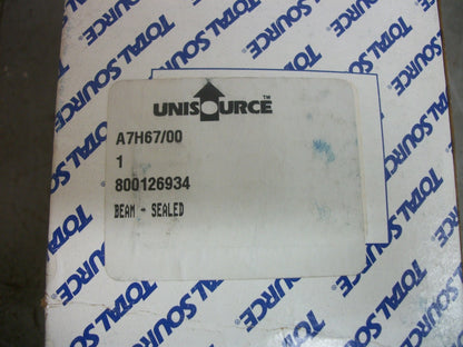 TOTAL SOURCE UNISOURCE LOT OF 8 12VOLT SEALED BEAMS 800126934 NIB