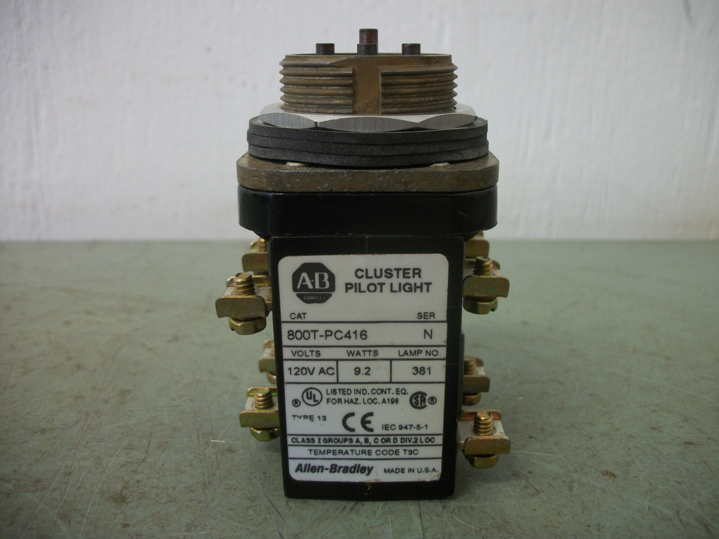 ALLEN-BRADLEY CLUSTER PILOT LIGHT 800T-PC416 120VOLT NOB