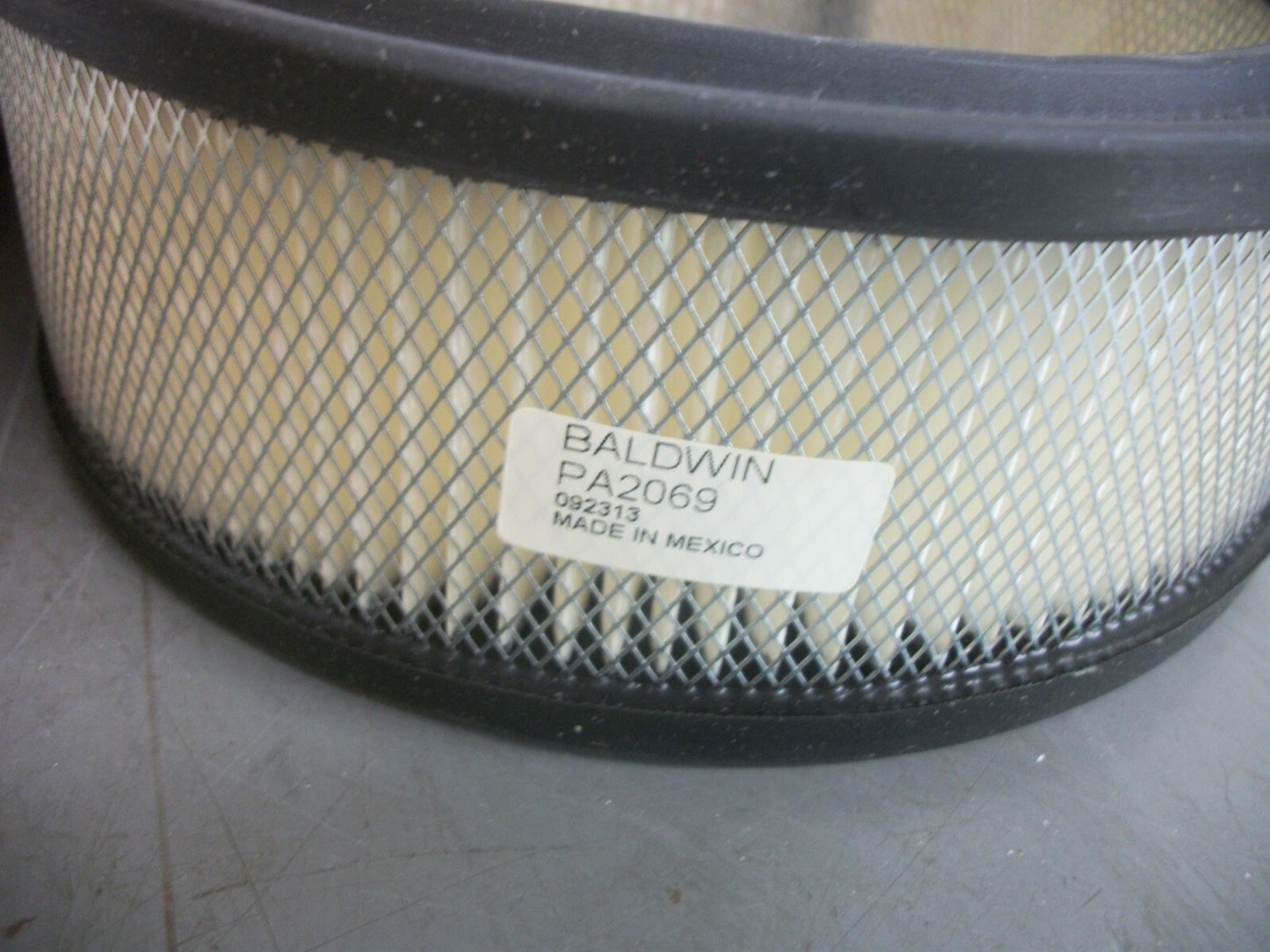 BALDWIN AIR FILTER PA2069 NIB