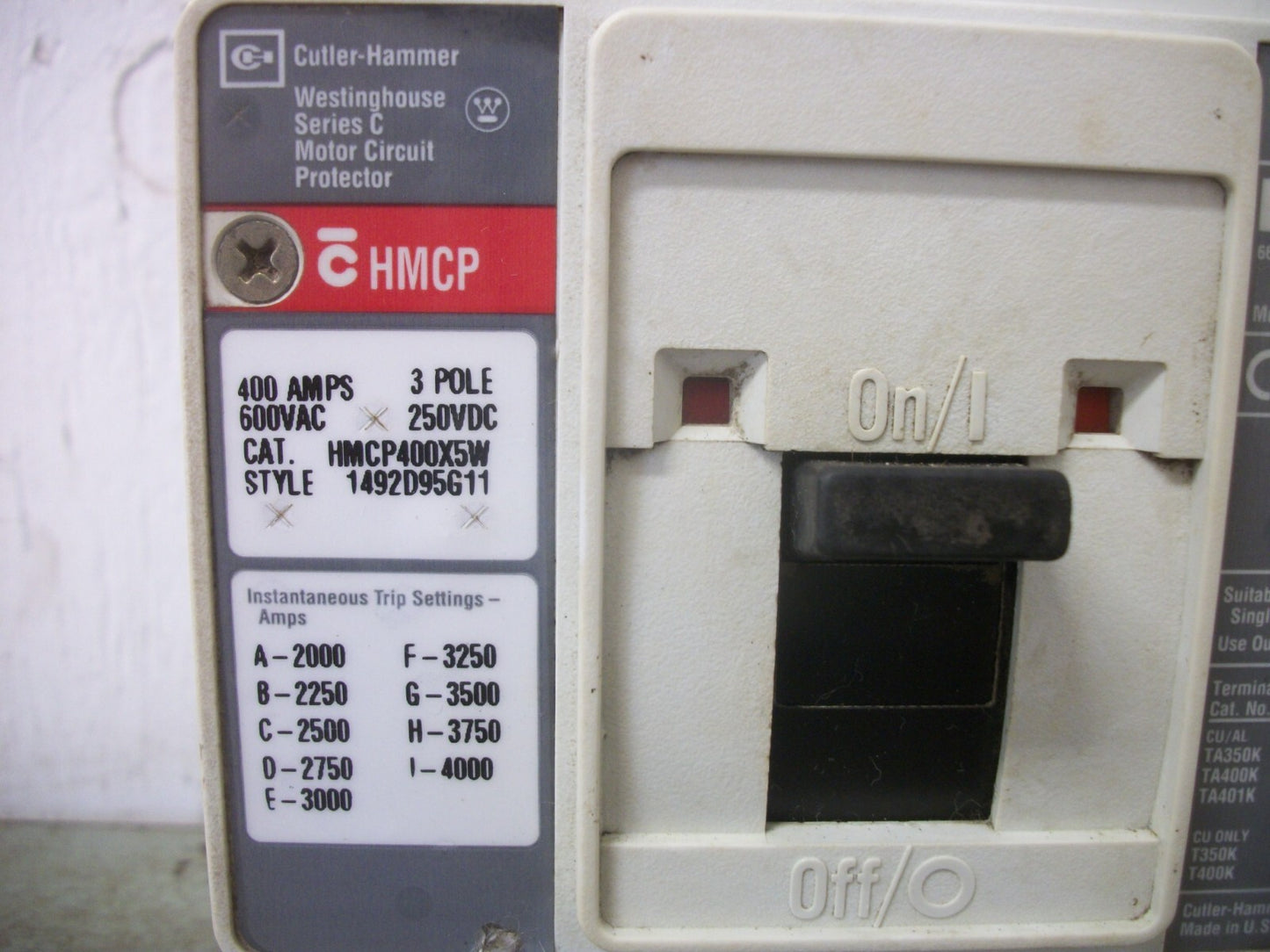 CUTLER-HAMMER HMCP CIRCUIT BREAKER HMCP400X5W 400AMP 600VOLT 3POLE RED