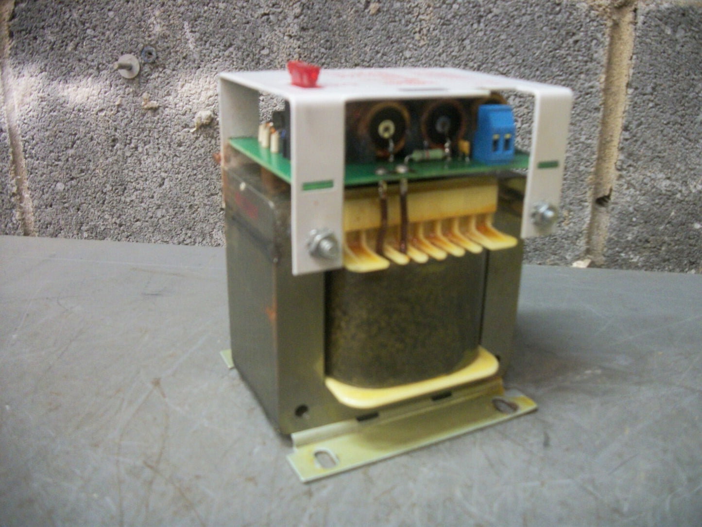 SCHMIDBAUER TRANSFORMER EN61558-2-6 HV 115X460 LV 31/24