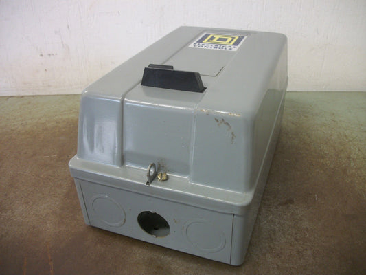 SQUARE D ENCL SIZE 00 MOTOR STARTER 8536SAG12 240VCOIL 3PH 600V 2HP