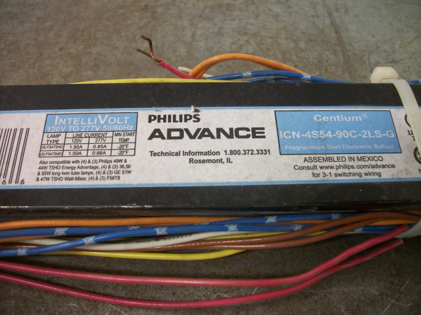 ADVANCE CENTIUM PROGRAMMED START ELECTRONIC BALLAST ICN-4S54-90C-2LS-G 120/277V