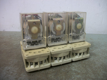 PILZ LOT OF 3 3PDT PLUG-IN RELAYS HPPS 3UAGAU 24VCOIL 5AMP 250VOLT