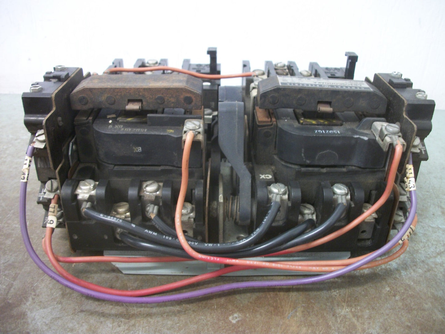 GE SIZE 1 TWO-SPEED MOTOR STARTER CR309C000AKA 27AMP 115VCOIL 3PH 600V 10HP