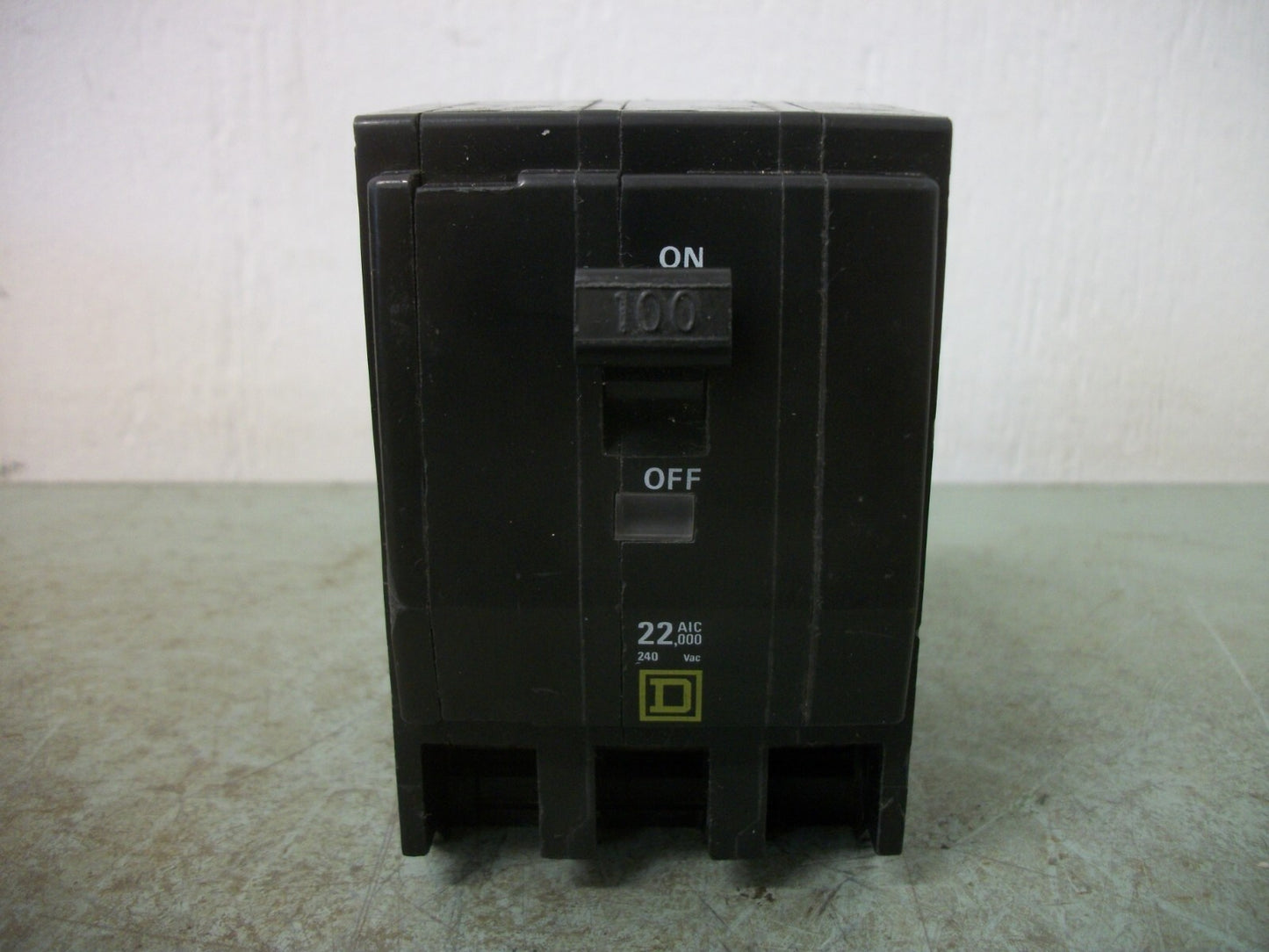 SQUARE D QO CIRCUIT BREAKER QO3100VH 100AMP 240VOLT 3POLE 22kA