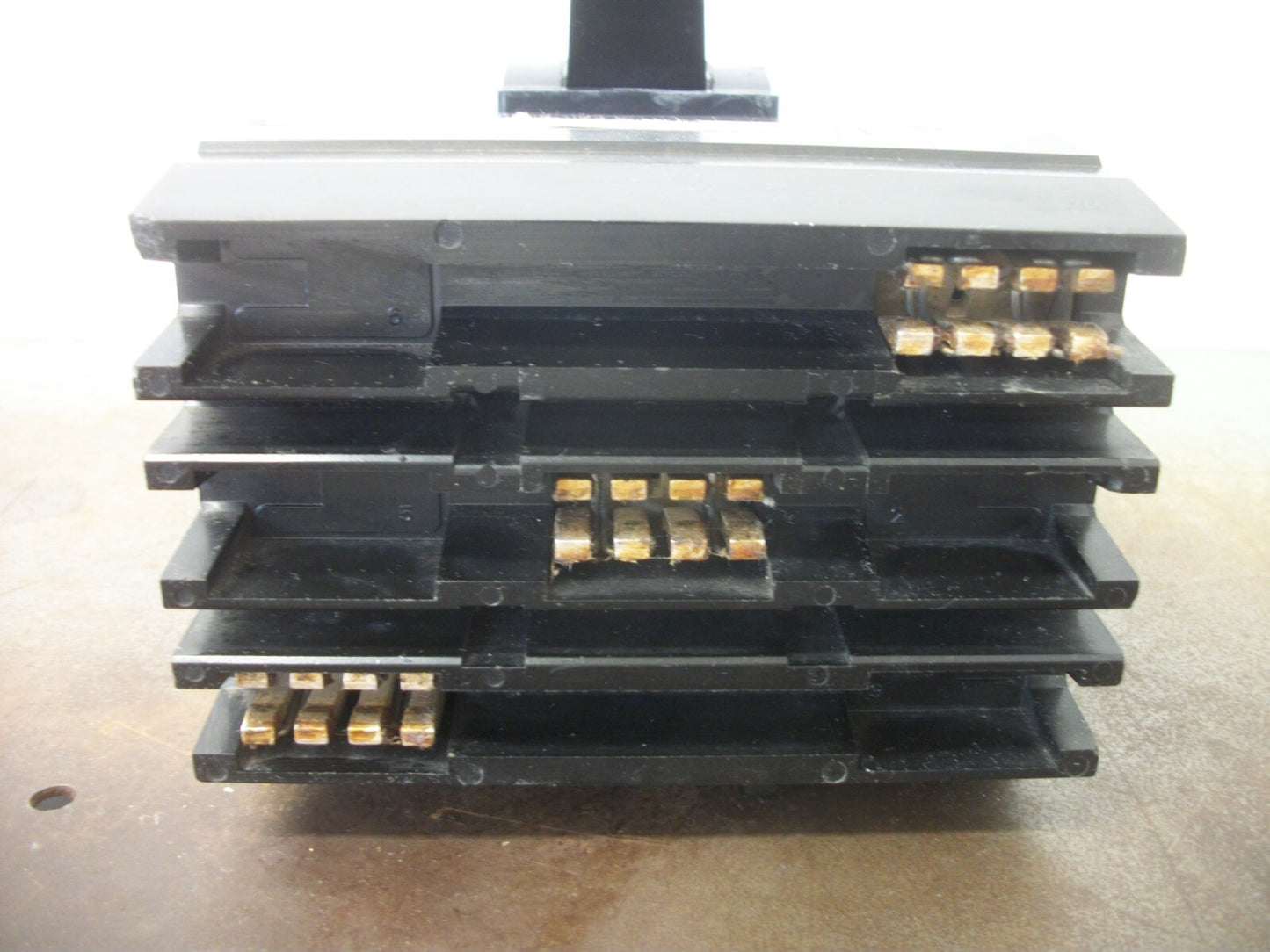 SQUARE D I-LINE LA CIRCUIT BREAKER LA36250 250AMP 600VOLT 3POLE BLACK