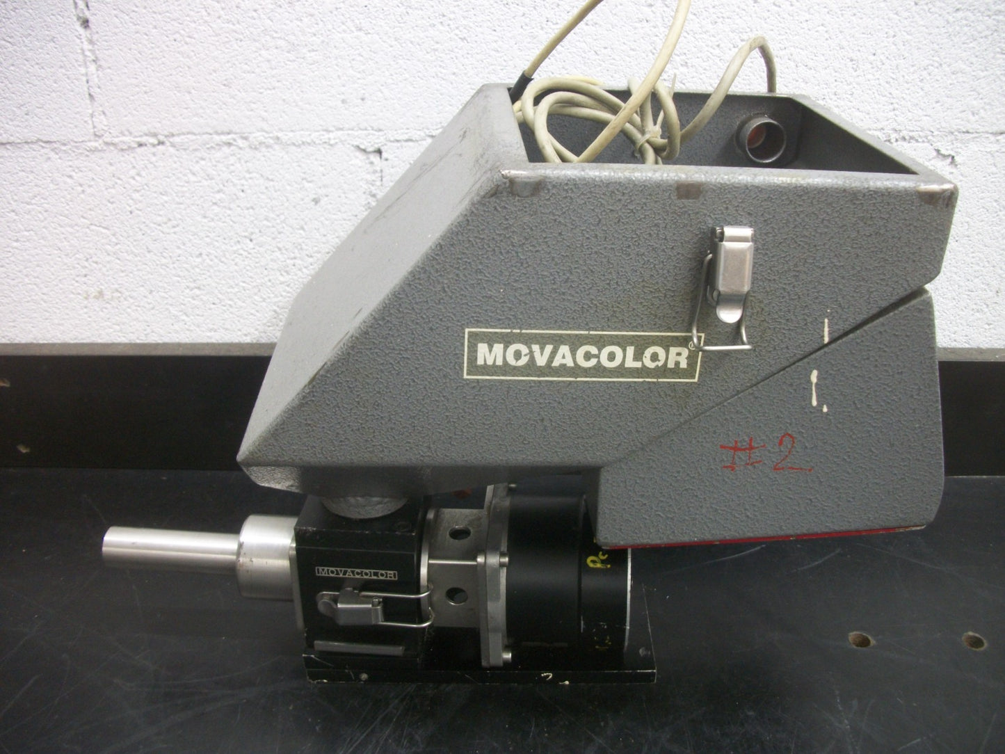 MOVACOLOR CONTROLLER WITH HOPPER AND MOTOR