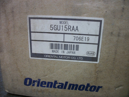 ORIENTAL MOTOR 15:1 RATIO RIGHT ANGLE SOLID SHAFT GEARHEAD 5GU15RAA NIB
