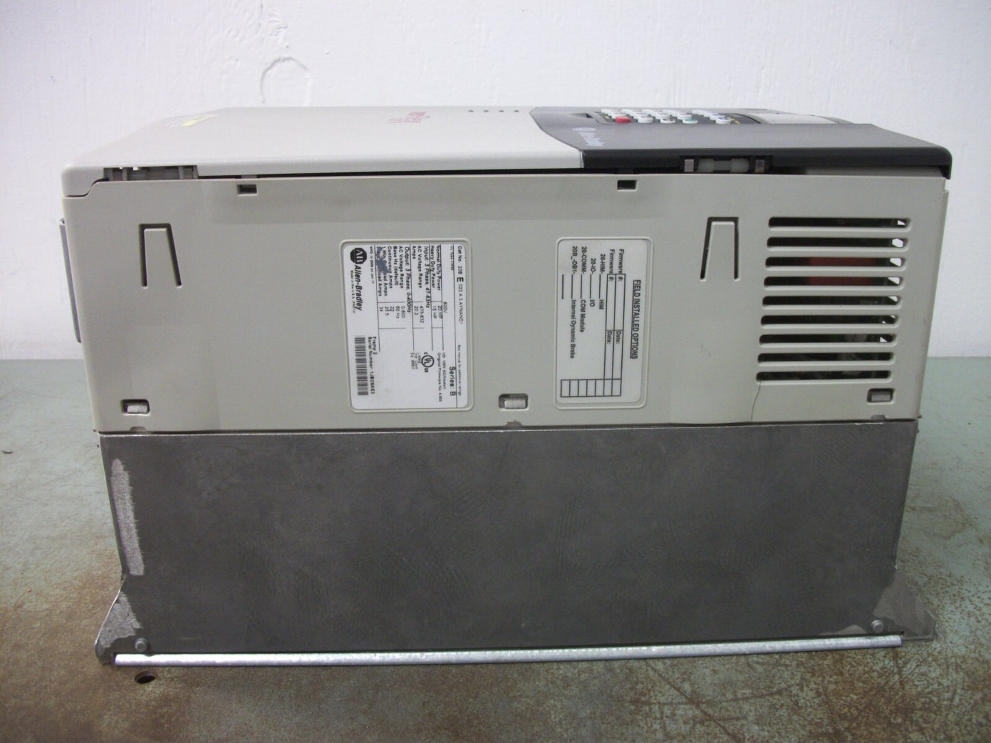 ALLEN-BRADLEY POWERFLEX 700 20HP AC DRIVE 20BE022A3AYNAND1 600VOLT 3PH 22AMP