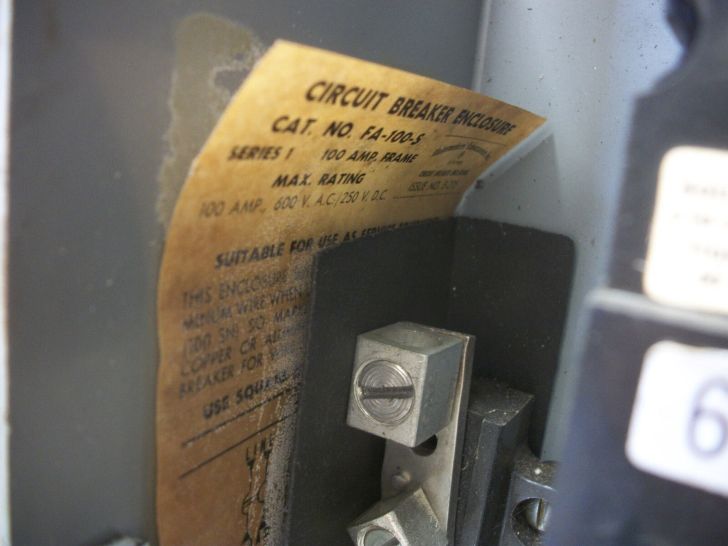 SQUARE D FA100S ENCL CIRCUIT BREAKER FAL32060 60AMP 240VOLT 3POLE REFURB