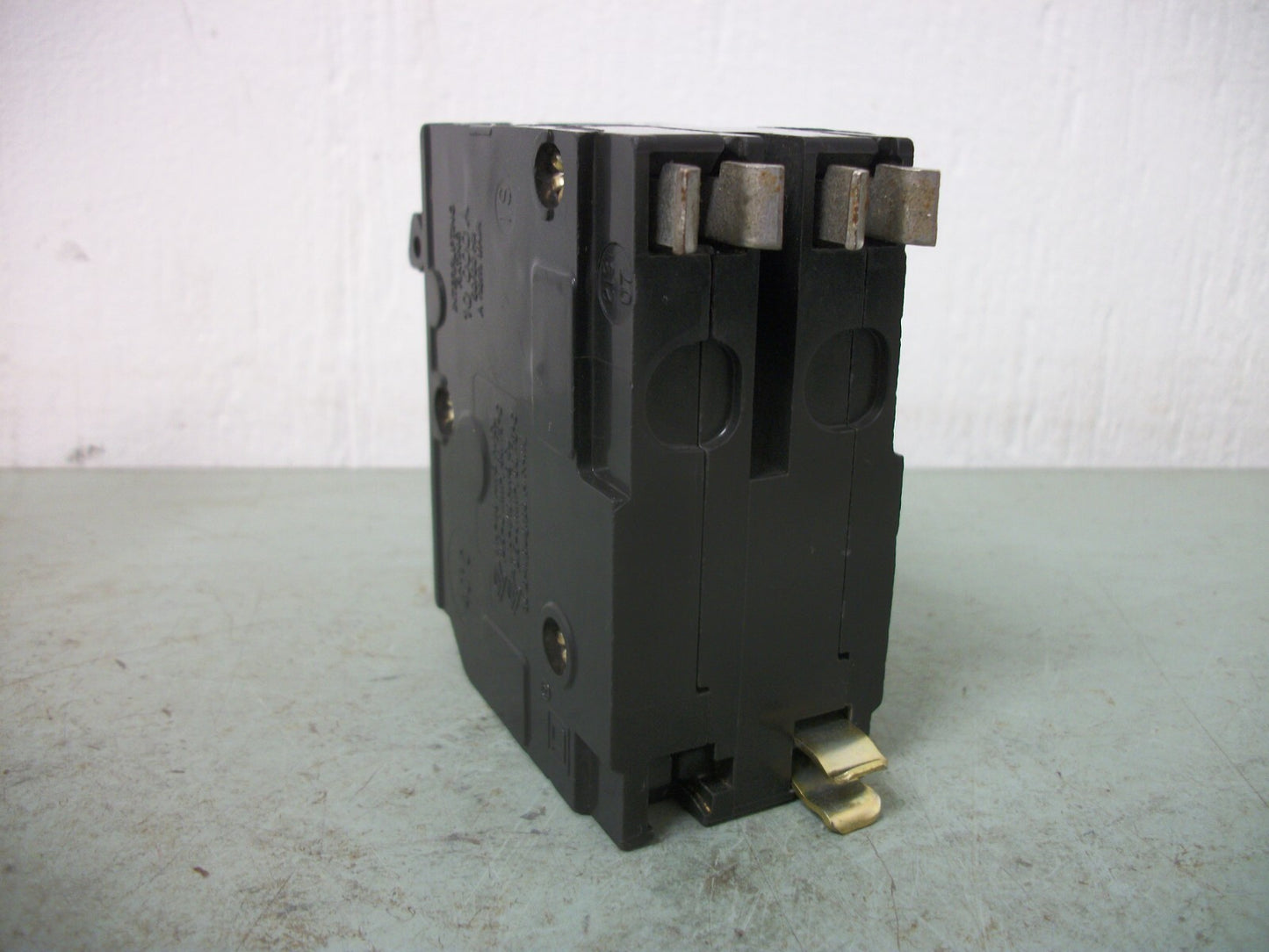 SQUARE D QO CIRCUIT BREAKER QO225 25AMP 240VOLT 2POLE