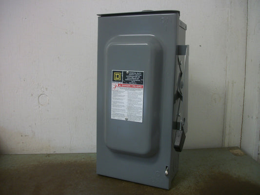 SQUARE D DISCONNECT TYPE 3R DU323RB 100AMP 240VOLT 3POLE NON-FUSIBLE