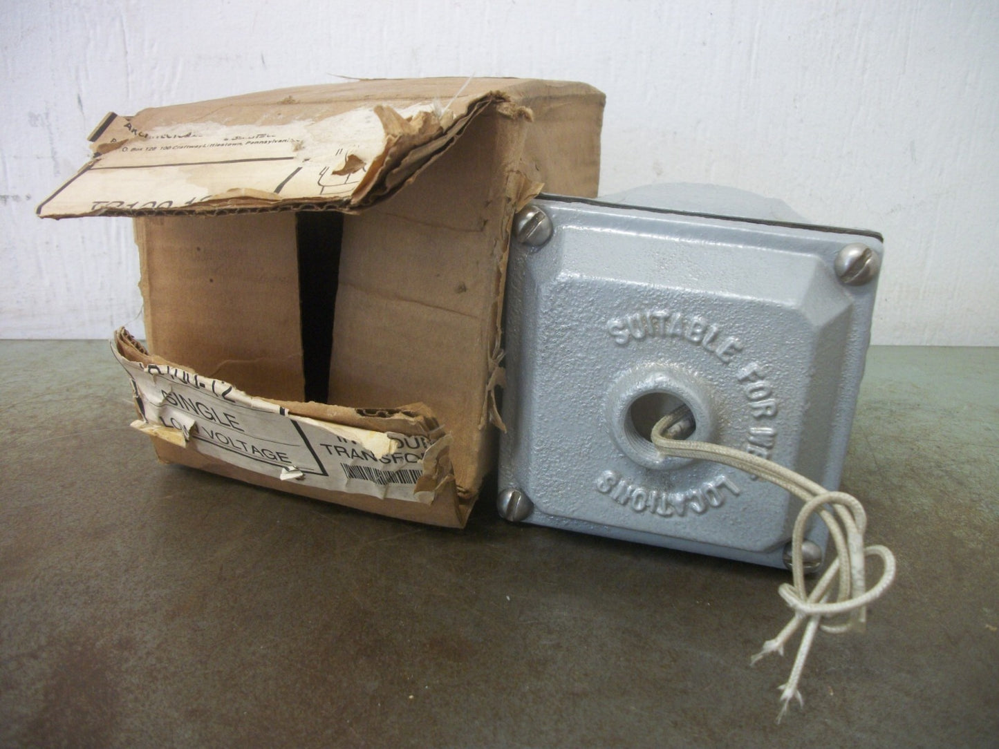 HADCO 100VA 1PH LOW VOLTAGE TRANSFORMER TB100-12 HV 120 LV 12 100WATT NIB