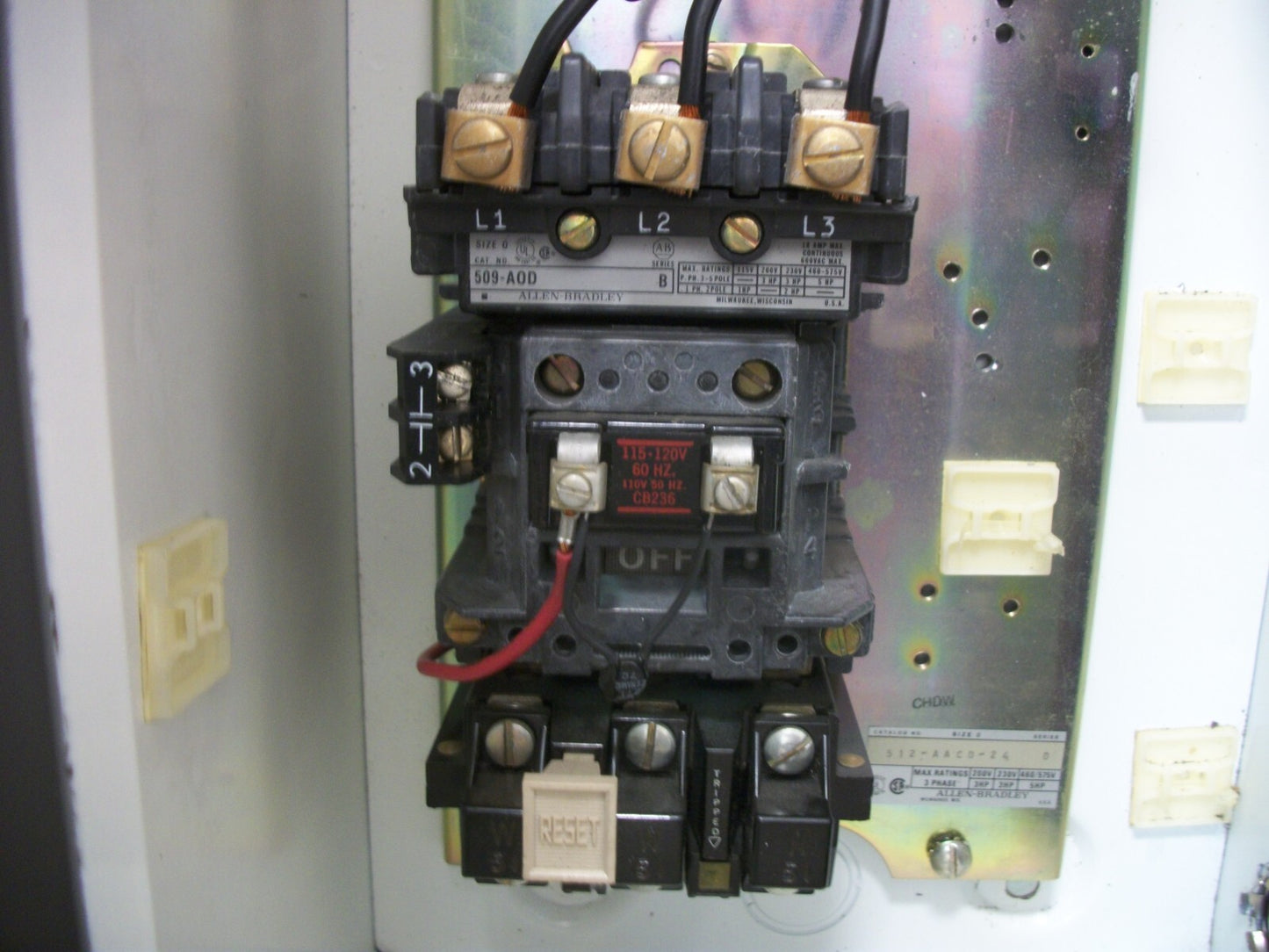 ALLEN-BRADLEY STARTER COMBO SIZE 0 509-AOD 120VCOIL 30AMP FUSIBLE