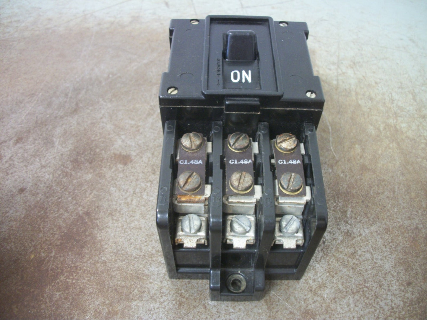 GE SIZE M-0 MANUAL MOTOR STARTER CR1062R31B 3PH 600VOLT 5HP