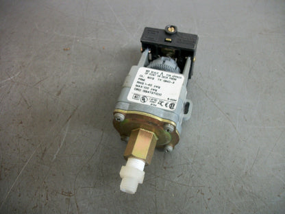 SQUARE D PRESSURE SWITCH 9012GNO3 1-40PSI RANGE 100PSI MAX