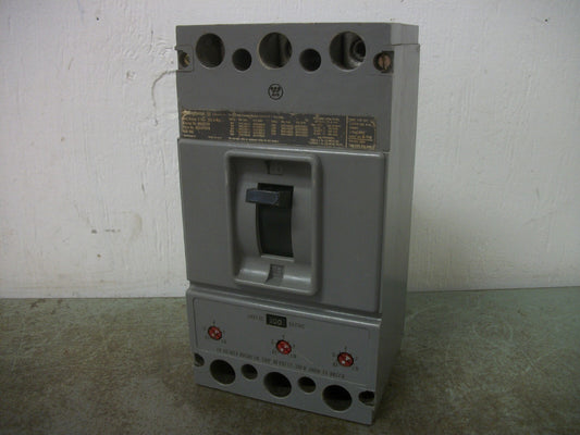 WESTINGHOUSE HKA CIRCUIT BREAKER HKA3225F 225AMP 600VOLT 3POLE W/100A TRIP