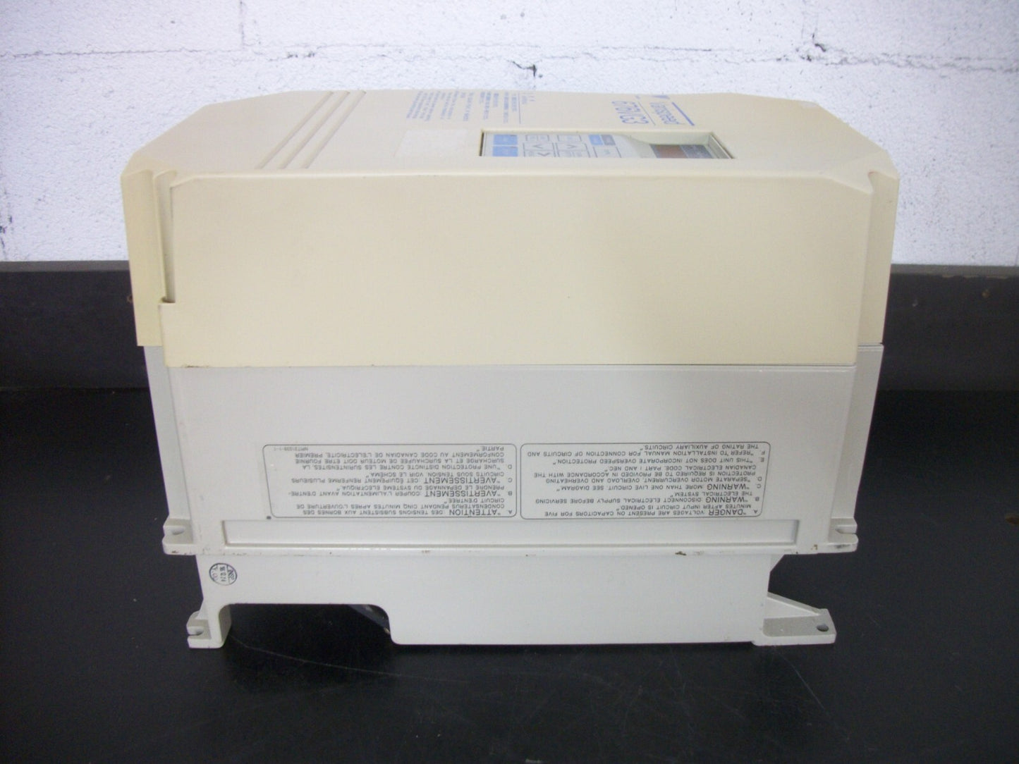 YASKAWA 10HP VARIABLE FREQUENCY DRIVE CIMR-VGV47P5 460VOLT 3PH 10KVA