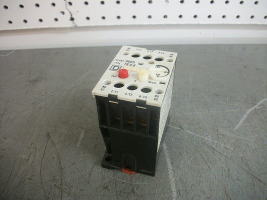 SQUARE D THERMAL OVERLOAD RELAY 9065TR0,8 0.8-1.2AMP NOB