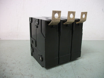 CUTLER-HAMMER BA CIRCUIT BREAKER BAB3030H 30AMP 240VOLT 3POLE NOB