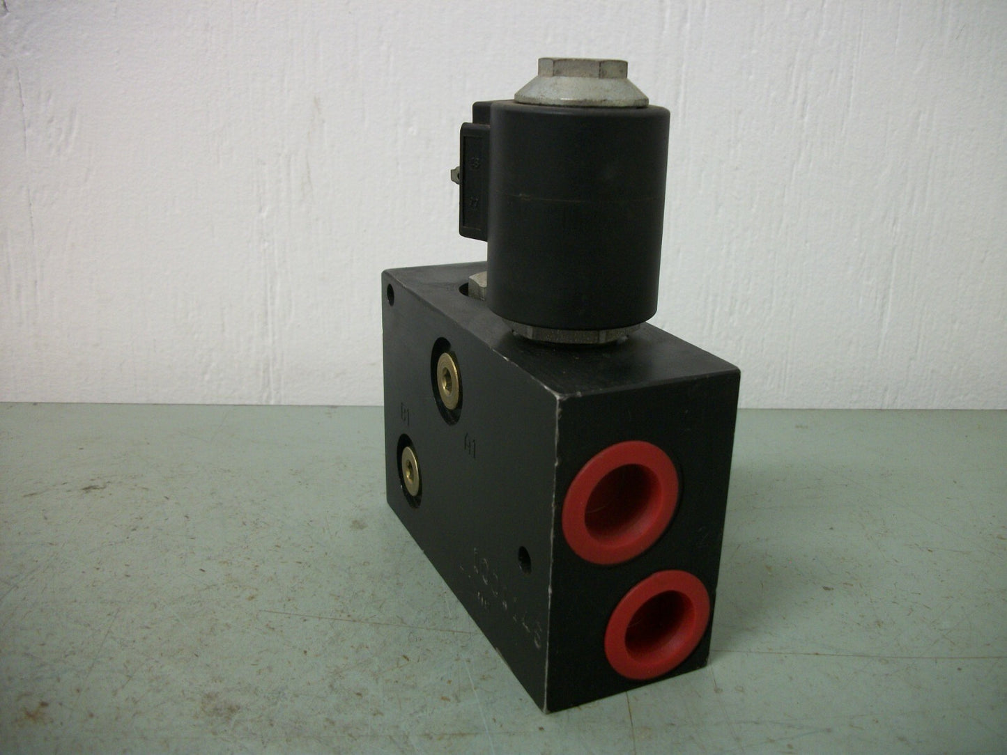 HYDRAFORCE MANIFOLD CHECK VALVE 1001146 6356012 CV08-20 7-10FT-LBS NOB