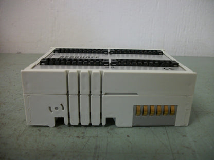 BECKHOFF 32-CHANNEL DIGITAL OUTPUT TERMINAL KM2004 USED