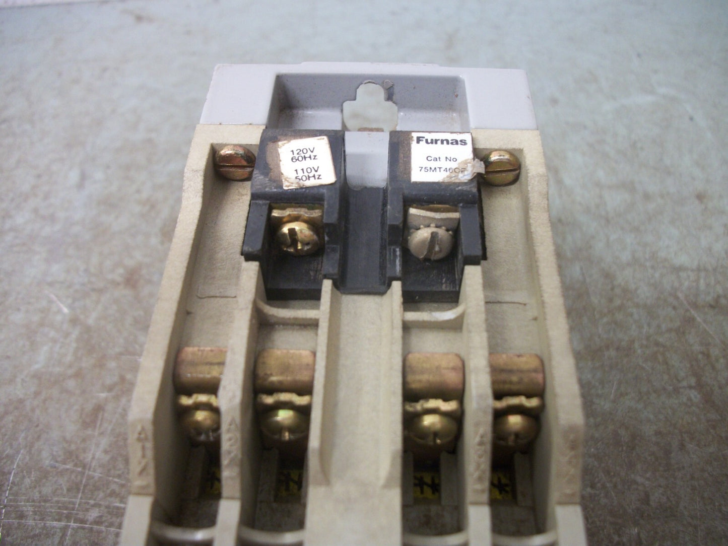 FURNAS MT/46 CONTROL RELAY 46MT40* 120VCOIL 10AMP 600VOLT