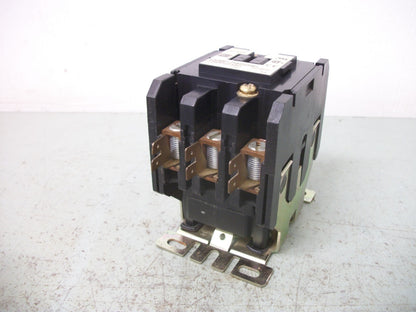 CUTLER-HAMMER DEF PURPOSE CONTACTOR C25FNF350 50AMP 120VCOIL 3PH 600V 30HP NOB