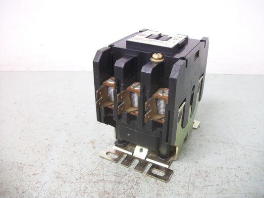 CUTLER-HAMMER DEF PURPOSE CONTACTOR C25FNF350 50AMP 120VCOIL 3PH 600V 30HP NOB