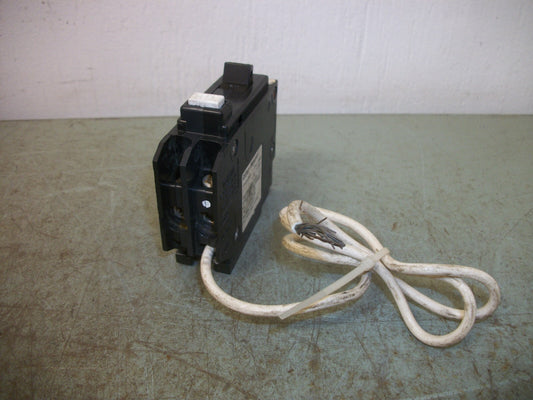 CUTLER-HAMMER GFCI GFCB CIRCUIT BREAKER GFCB115 15AMP 120VOLT 1POLE