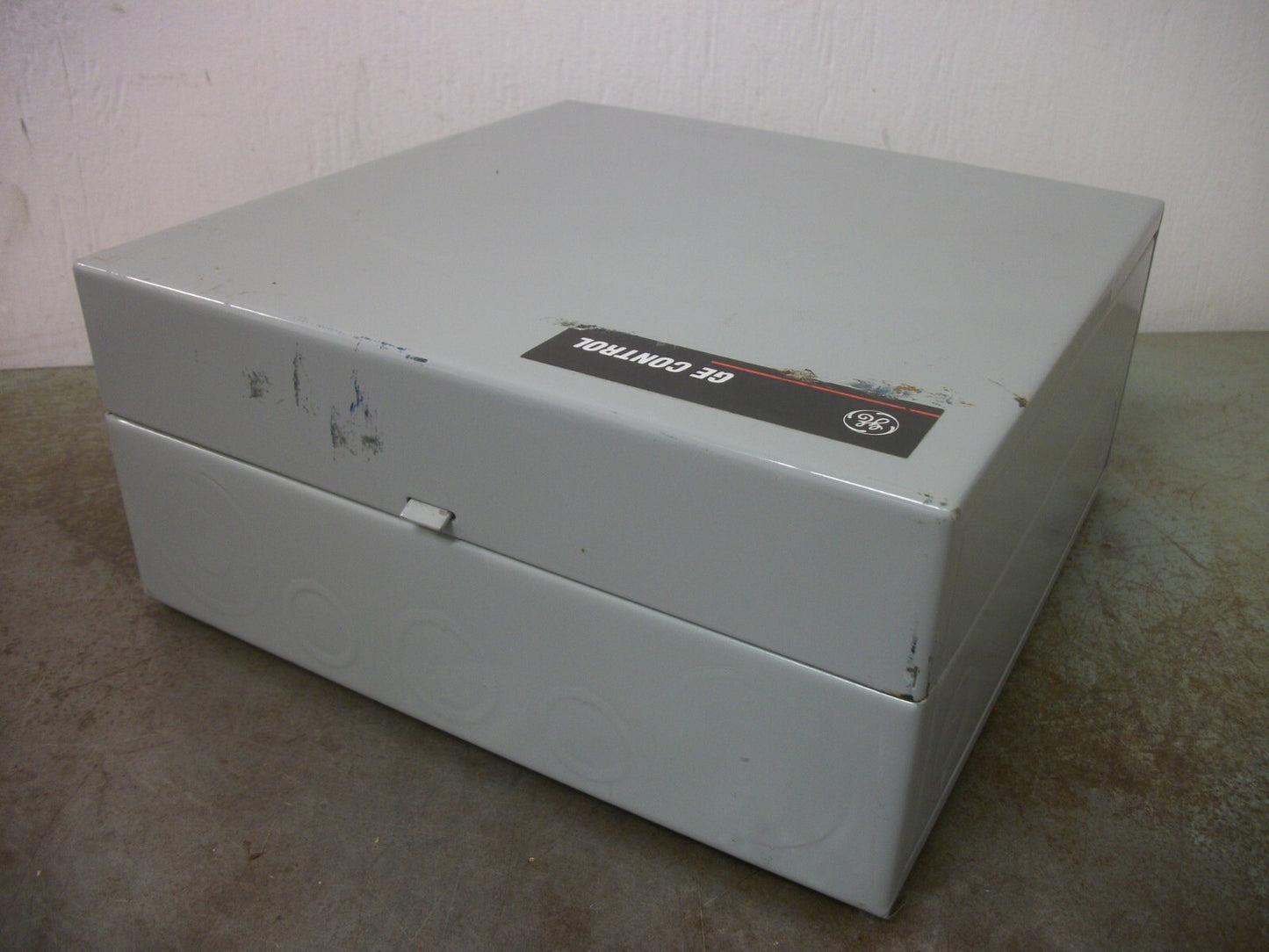 GE 10 X 10 X 3 LIGHTING CONTACTOR ENCLOSURE ONLY TYPE 1 CR460XE1B NEW