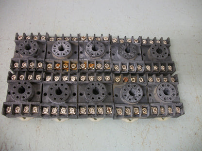 ALLEN-BRADLEY LOT OF 10 8-PIN RELAY SOCKET BASES 700-HN125 10AMP 300VOLT