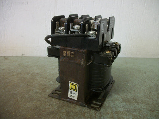 SQUARE D .100KVA 1PH TRANSFORMER 9070KF100D23 HV 120X240 LV 24